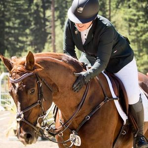 Meet your Posher, Danielle